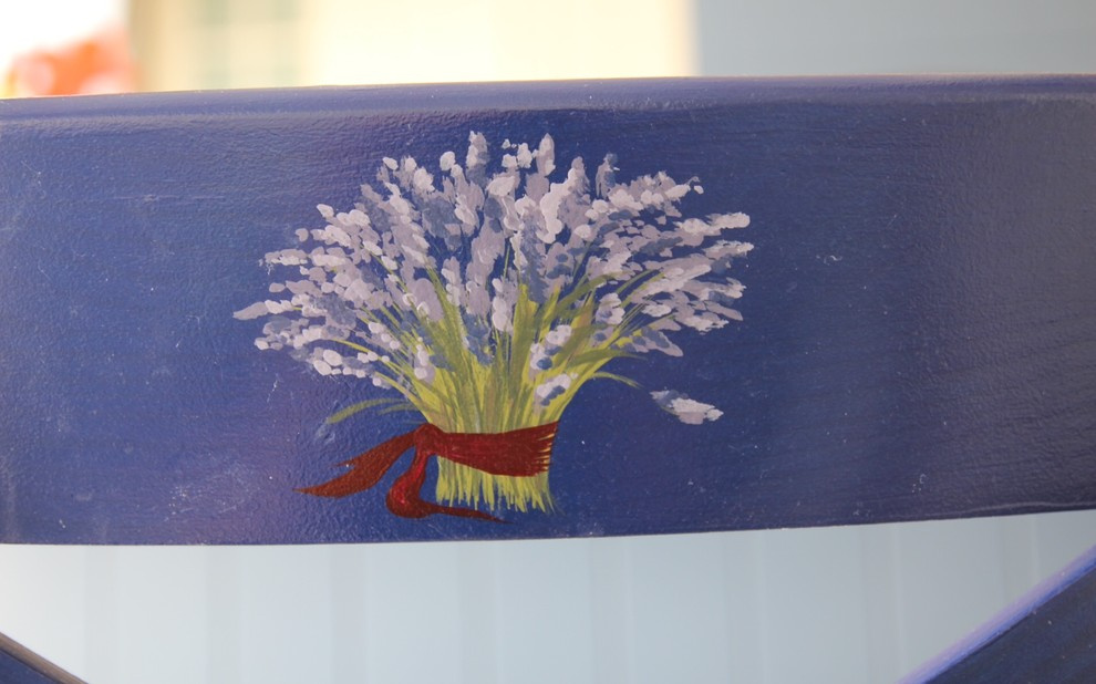 Арт-обновление и роспись мебели.