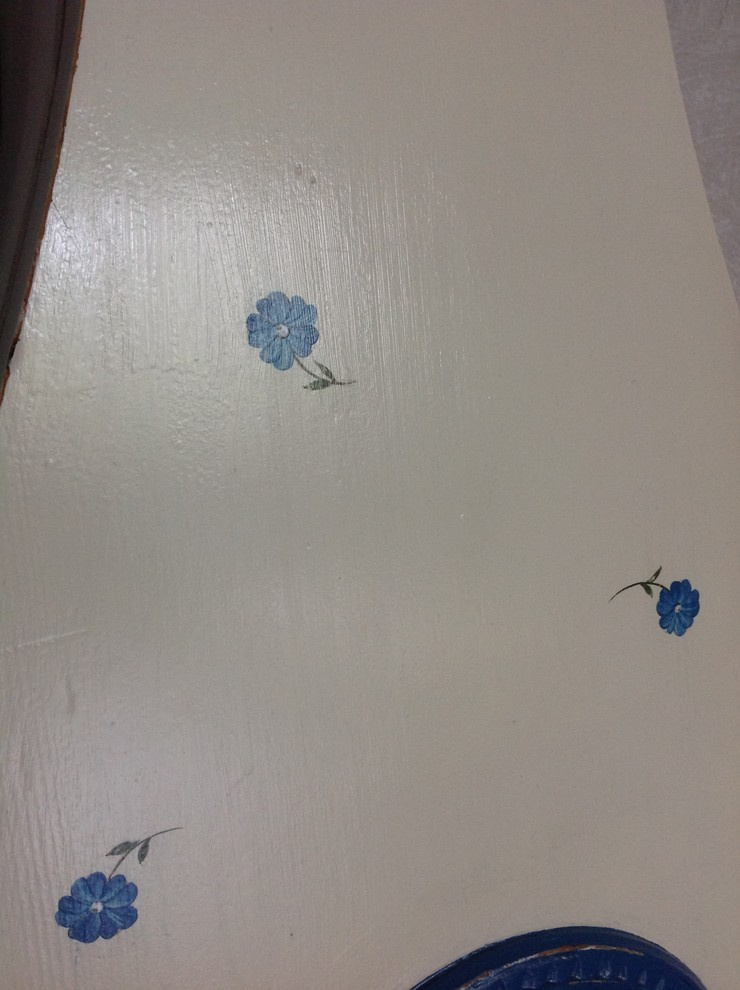 Арт-обновление и роспись мебели.