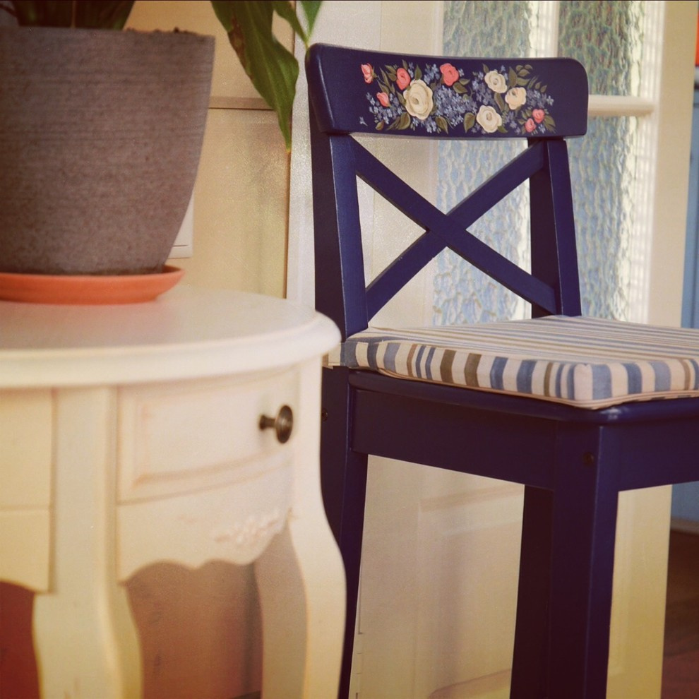 Арт-обновление и роспись мебели.