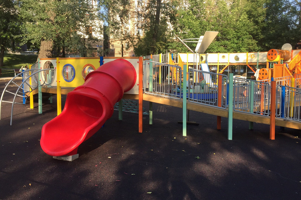 Детский парк Пресненский (г.Москва, ул. Дружинниковская, 11/2)