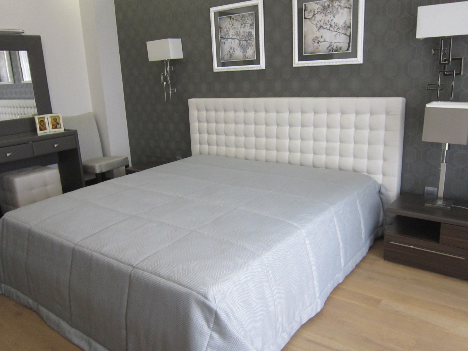 Обложка проекта: Квартира в элитном жилом комплексе (текстильное оформление)