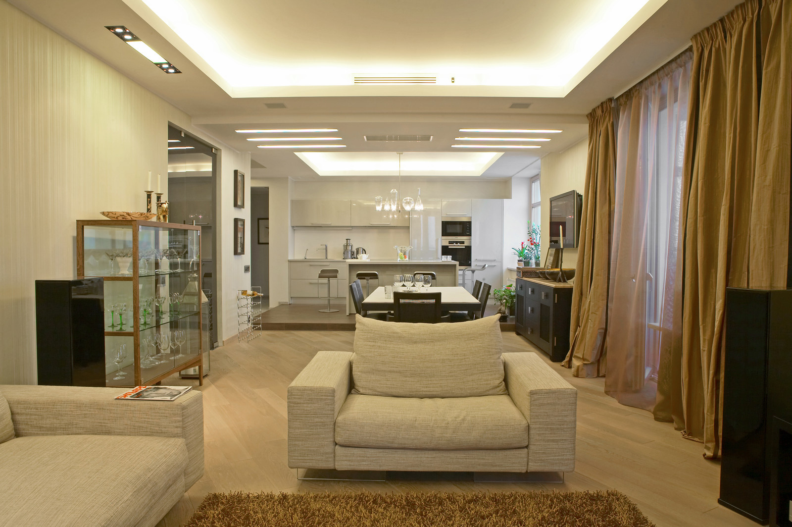 Гостиная, столовая, кухня