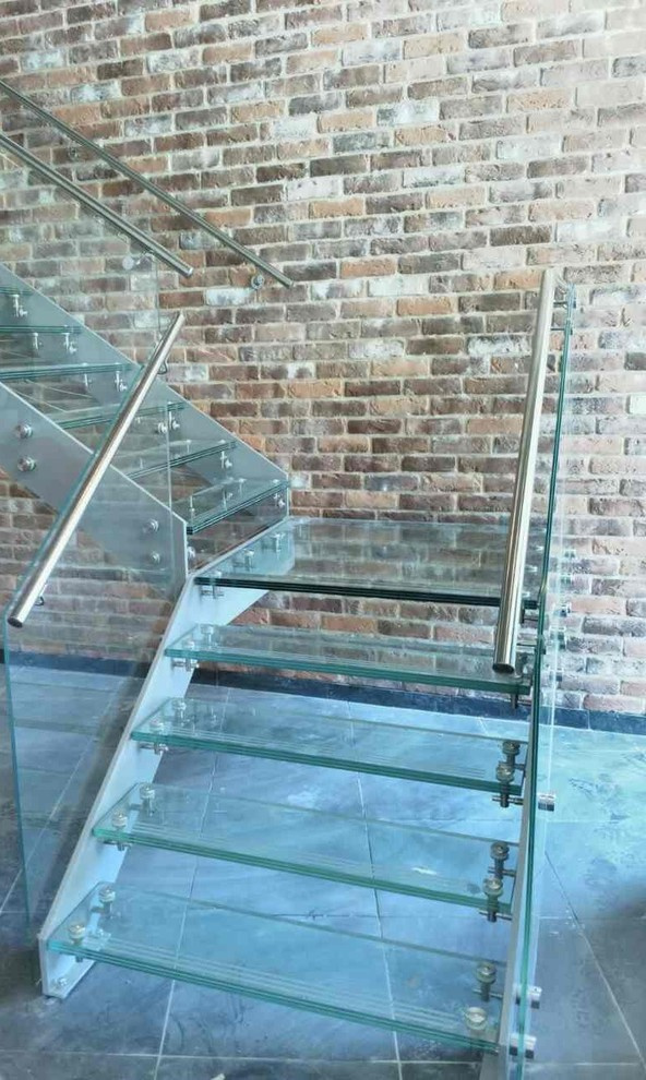 Лестницы из стекла