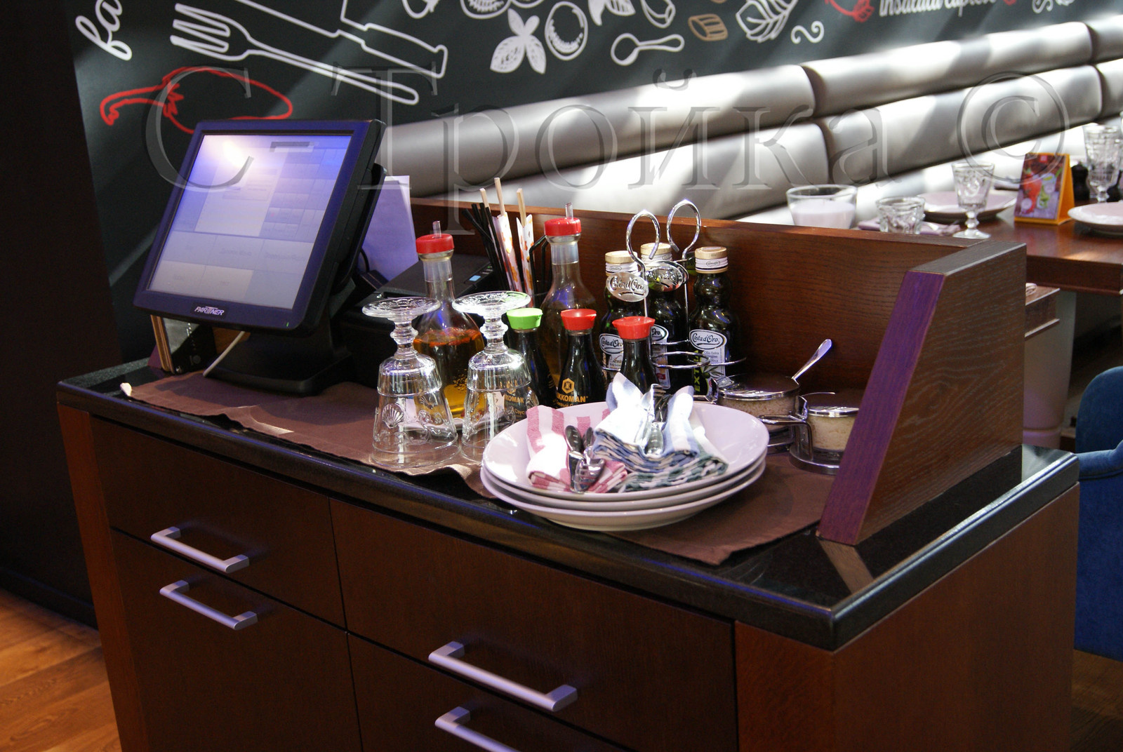 Натуральный камень в ресторане