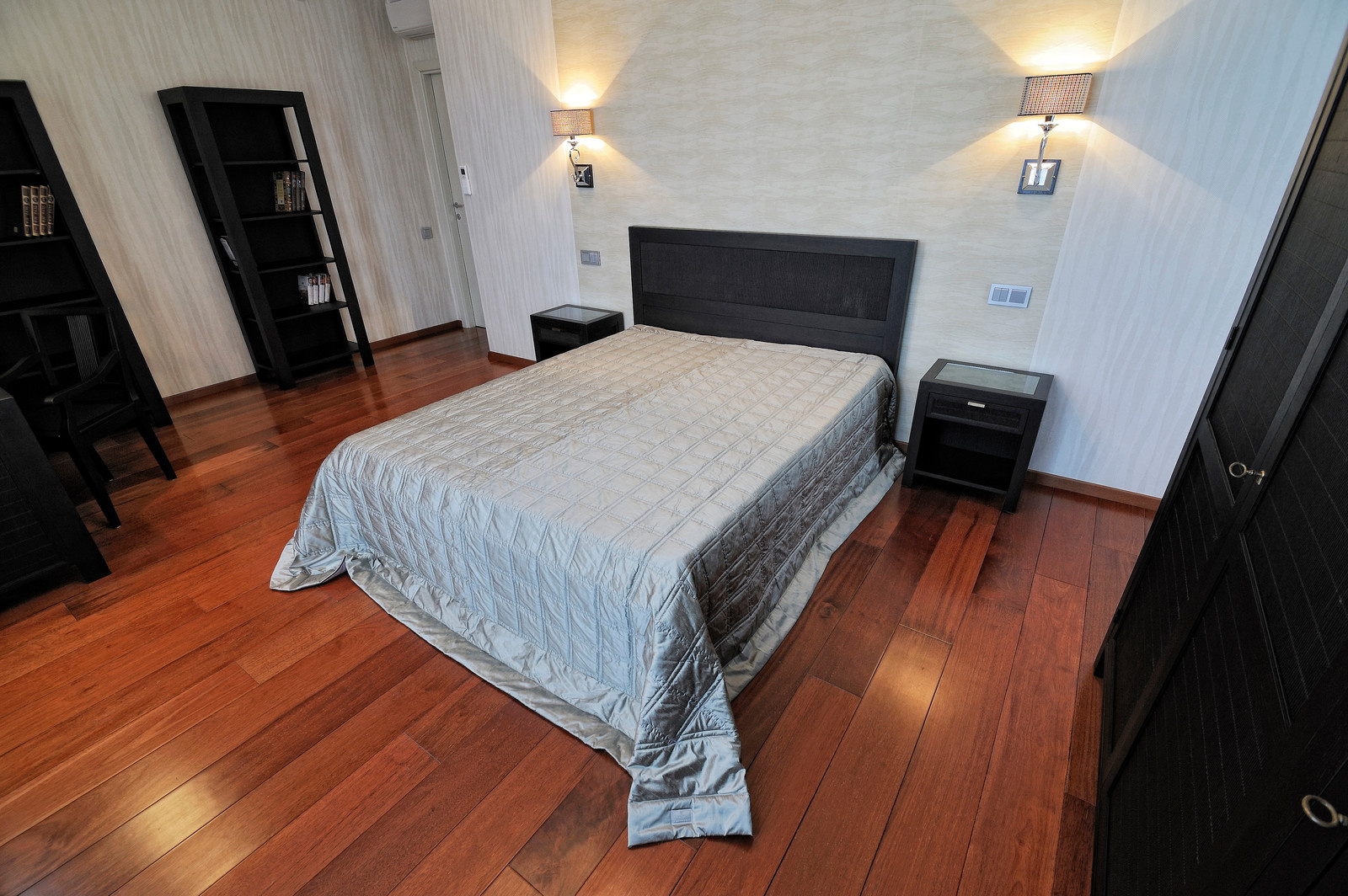 Квартира с массивной доской