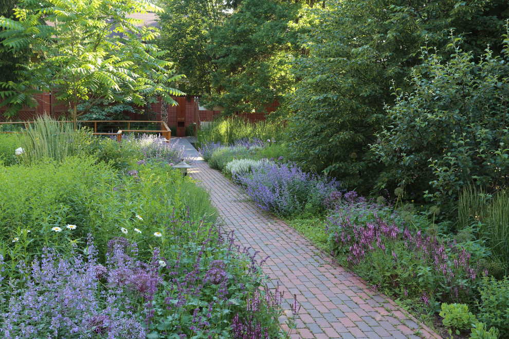 "Садовый абстракционизм"