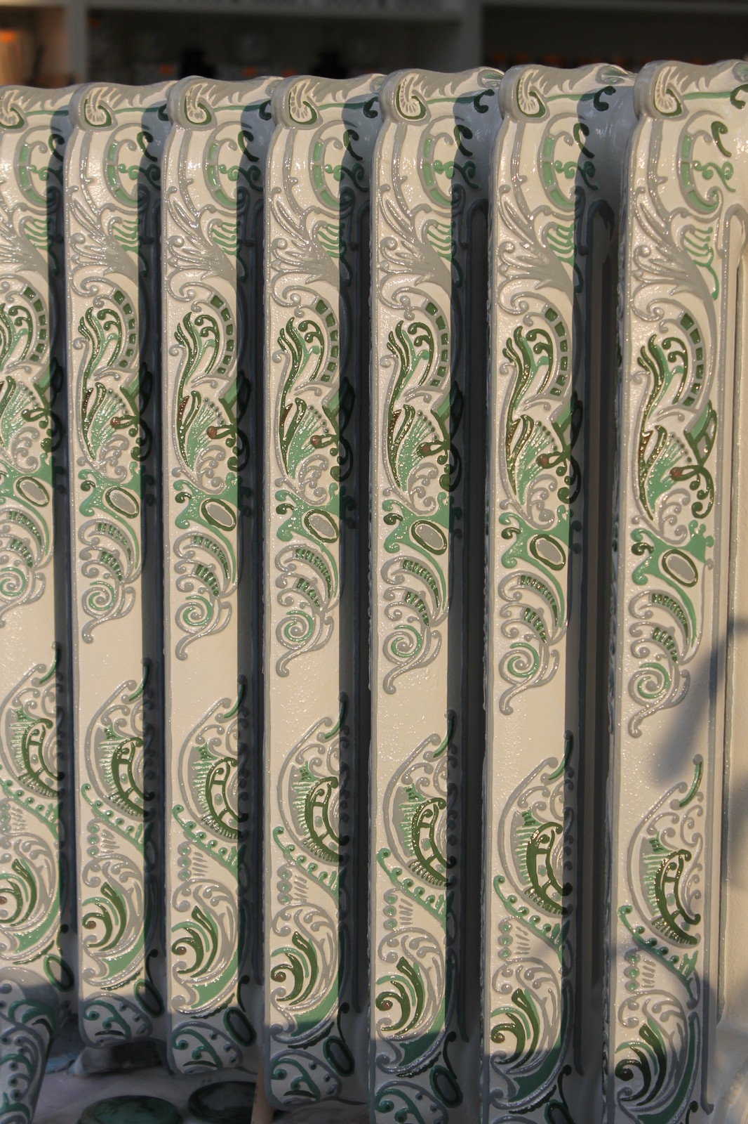 Радиатор, рогспись, декорирование. 3-х комнатная квартира.