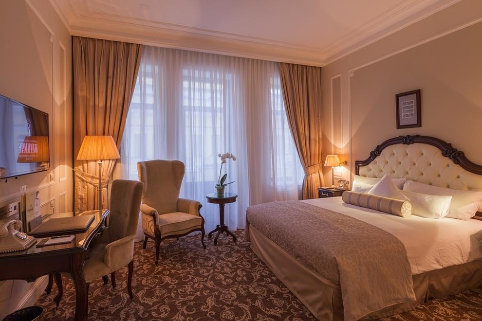 Отель "Эрмитаж" Сапнкт-Петербург