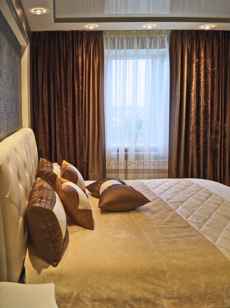 Шторы и покрывало в бархатную спальню