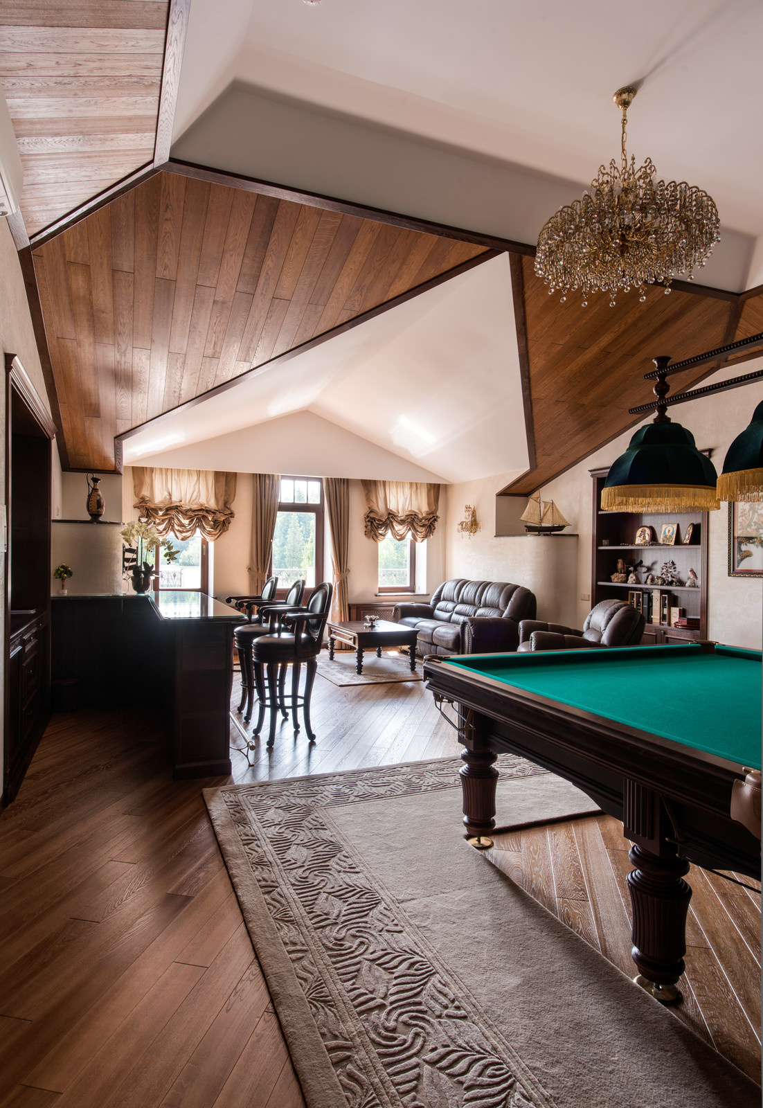 Бильярдная на мансарде