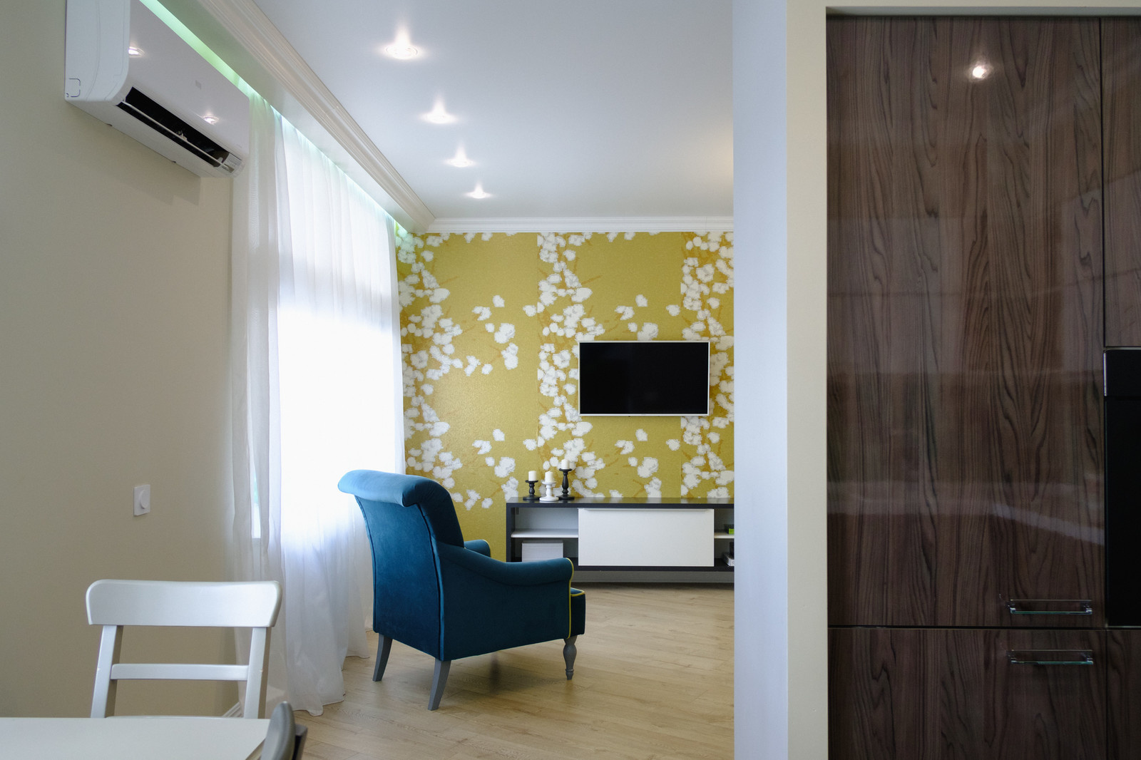 Трёхкомнатная квартира на Революции