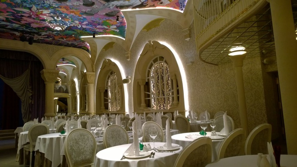 Ресторан "Тройка"