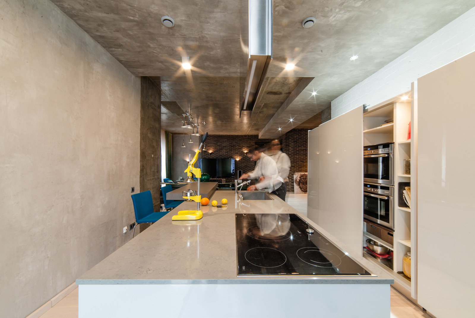 Стихия бетона. Интерьер квартиры в стиле LOFT.