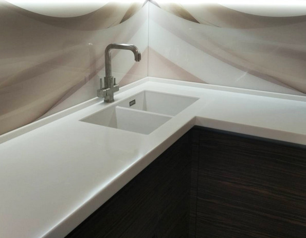 Столешницы и изделия из камня и массива