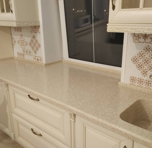 Столешницы и изделия из камня и массива