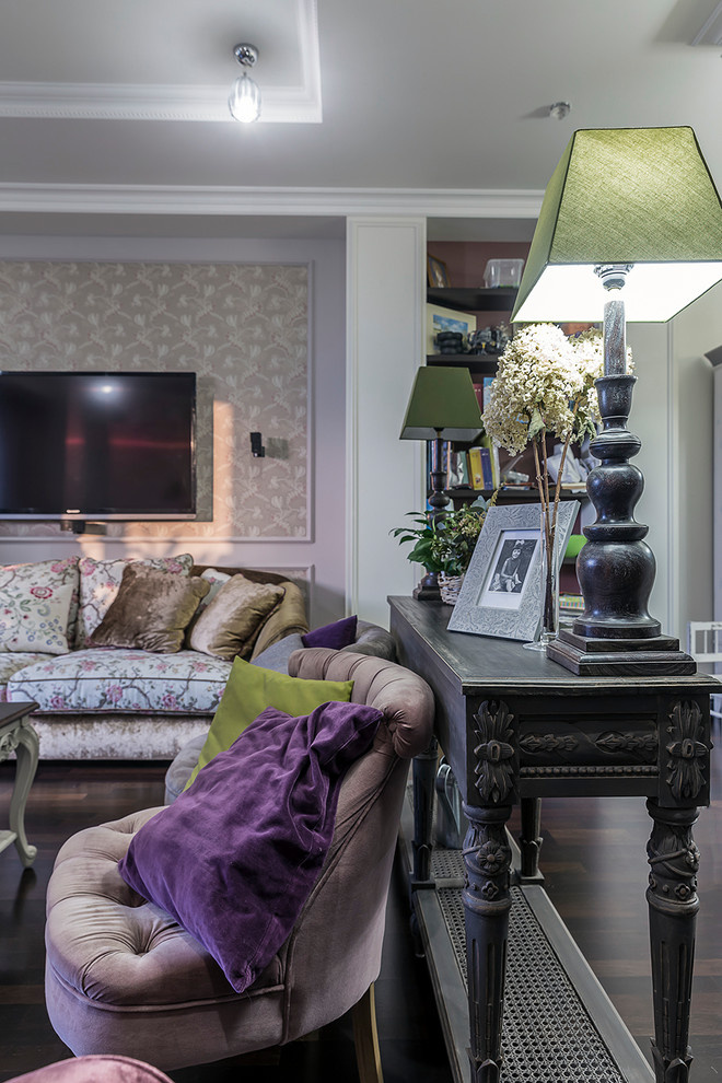 В гостях: Квартира «в цветочек» для семьи модельера