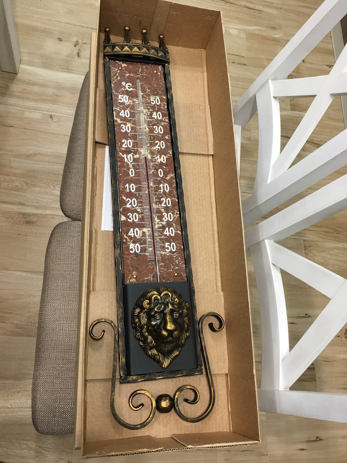 кованные уличные термометры