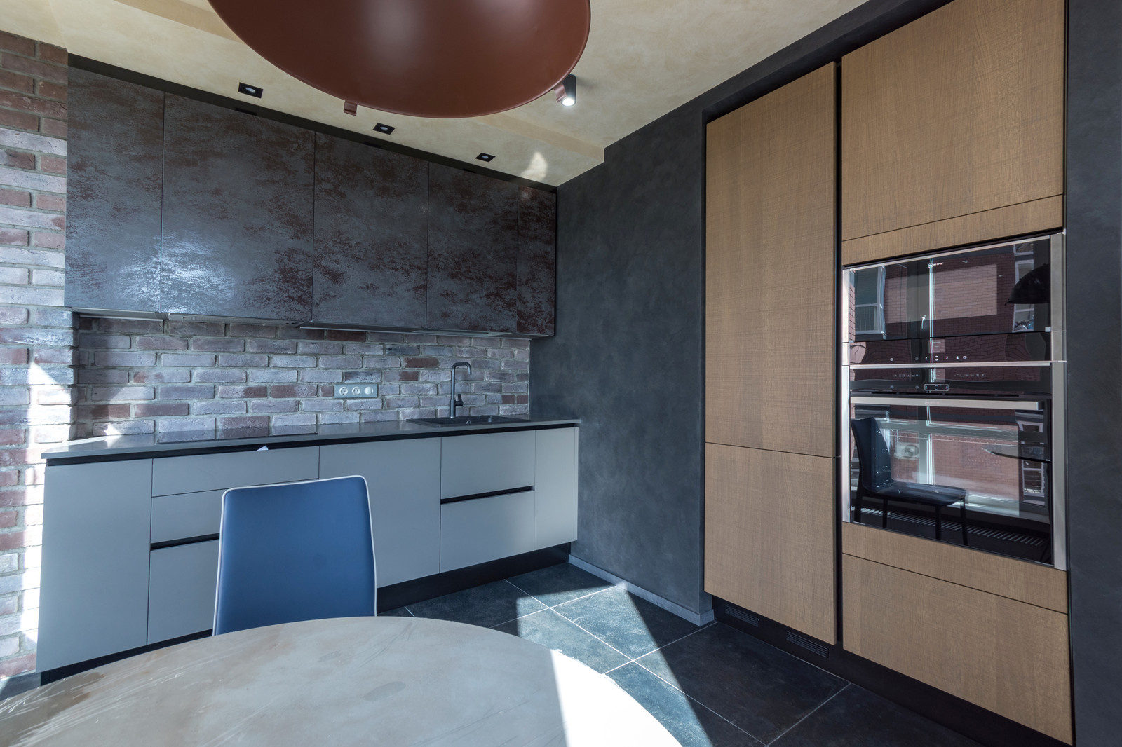 Декоративная отделка в частной квартире