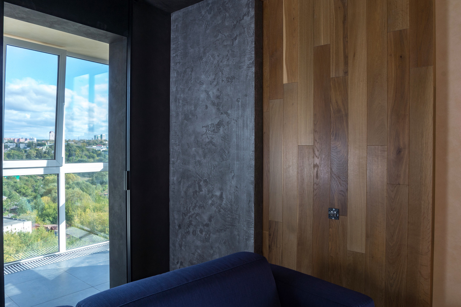 Декоративная отделка в частной квартире