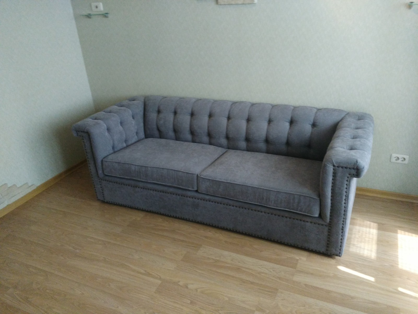 Мягкая мебель / гостинная