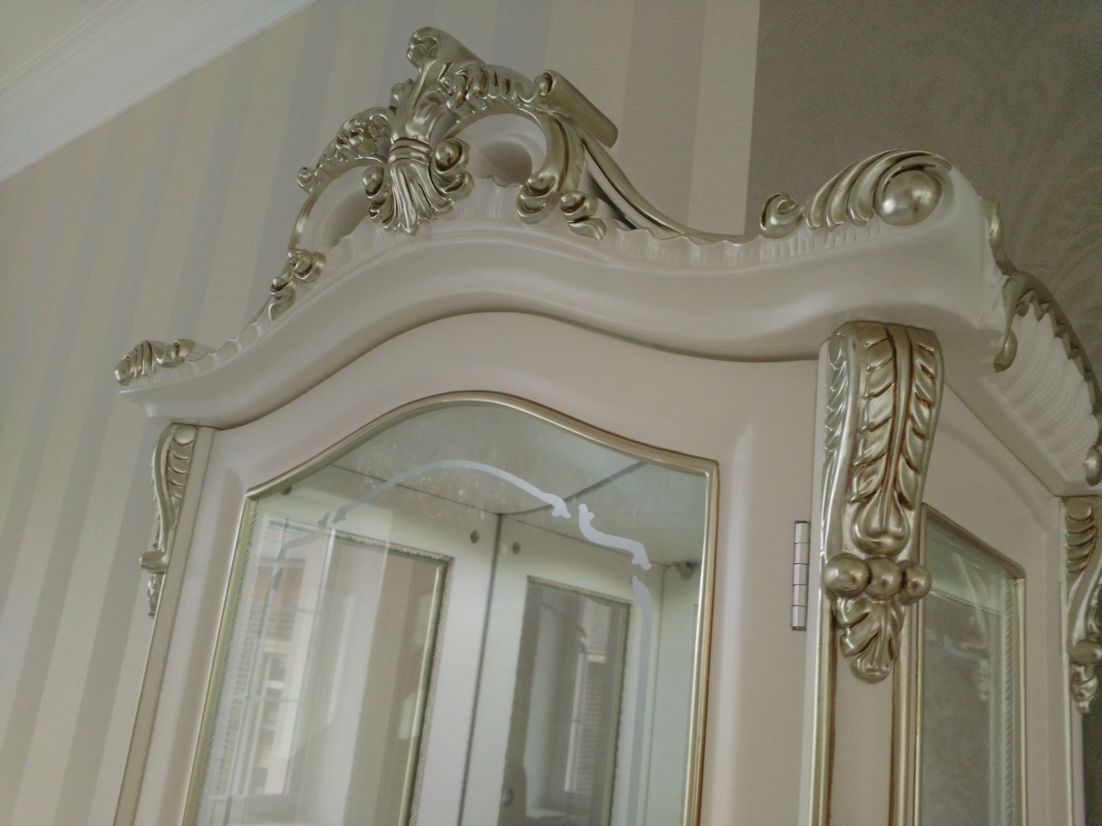 Мягкая мебель / гостинная