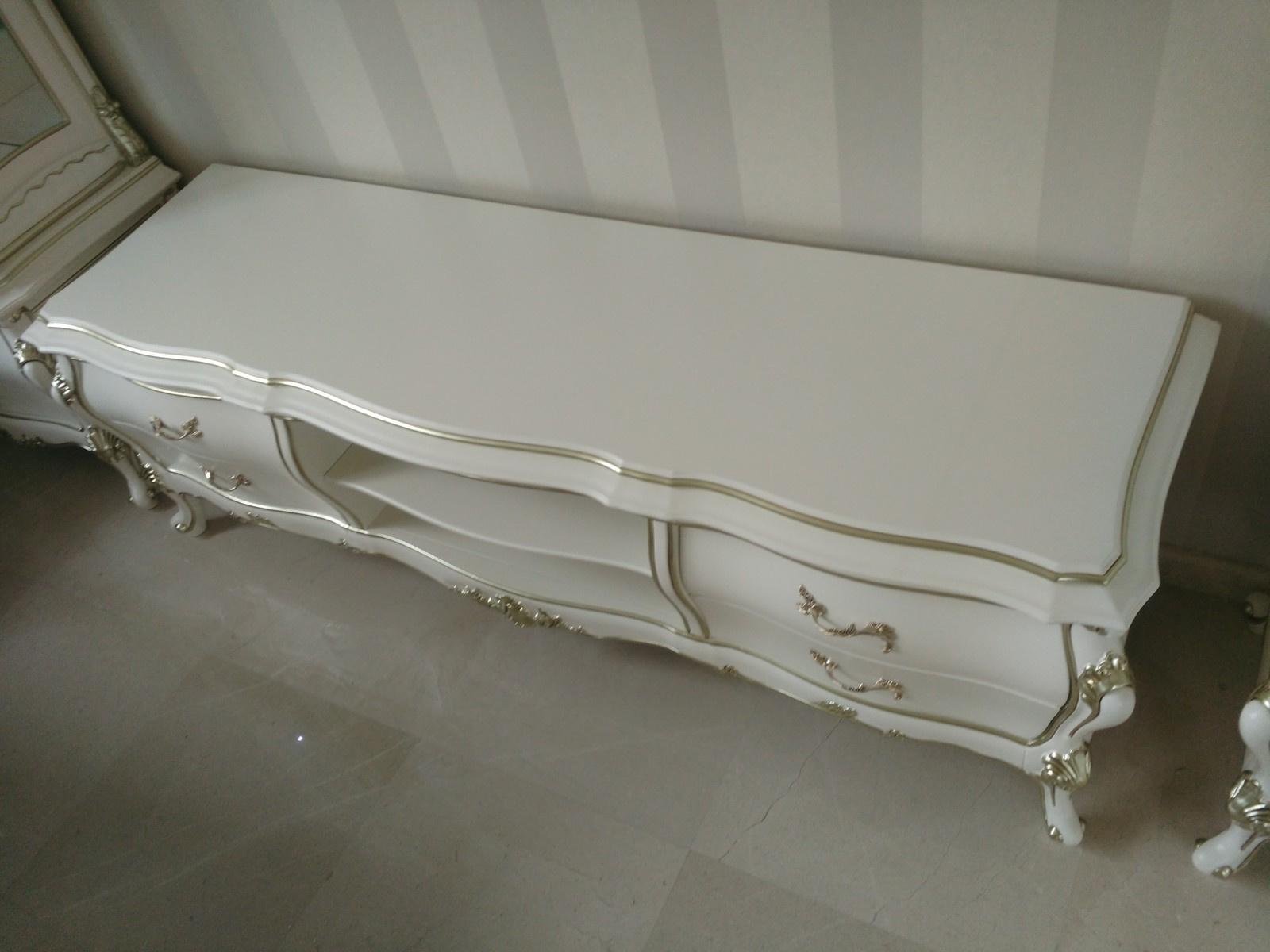 Мягкая мебель / гостинная