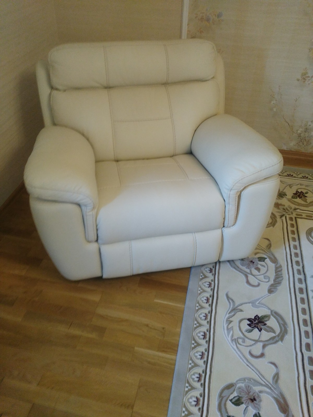 Мягкая мебель / гостинная