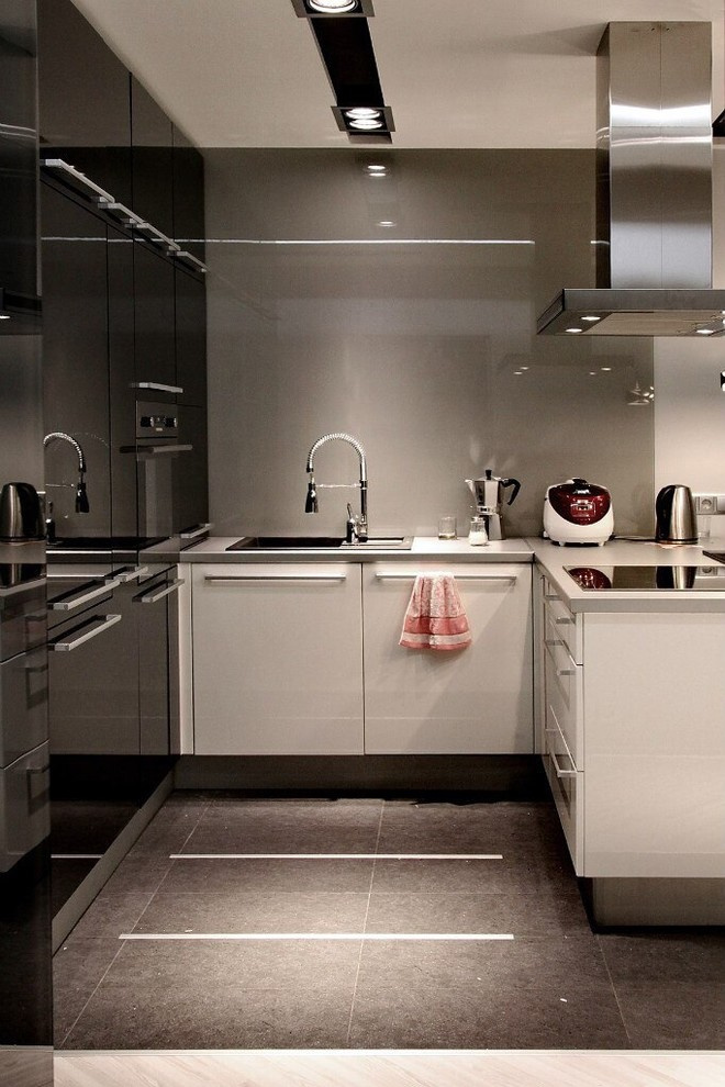 ЮИТ Мебельная