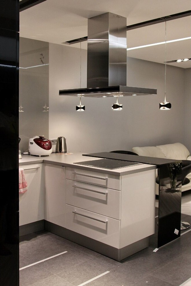 ЮИТ Мебельная