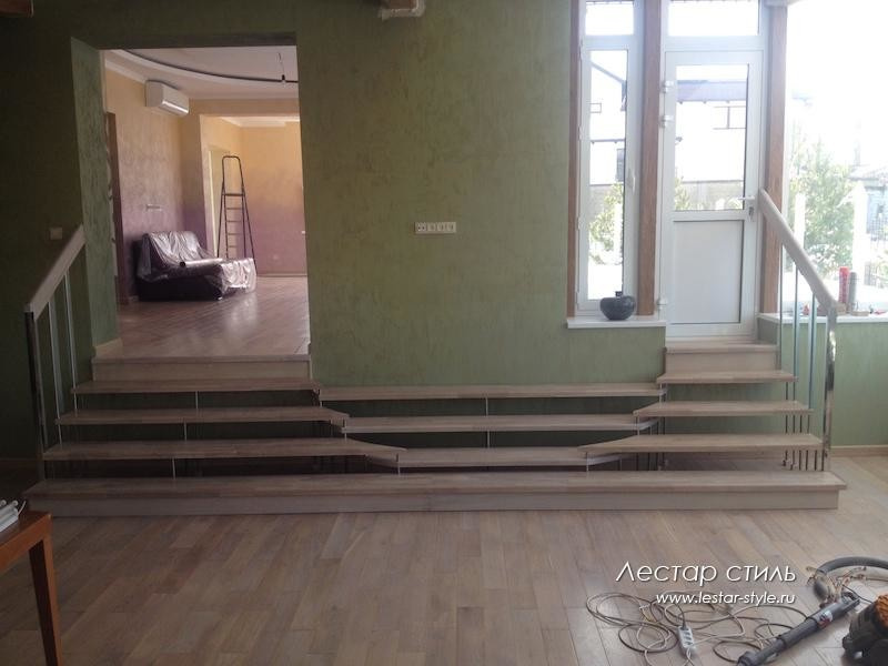 Подиумная лестница