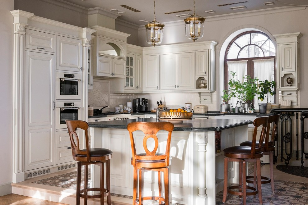 Дом с бассейном. Дизайнер Першхайло Анна