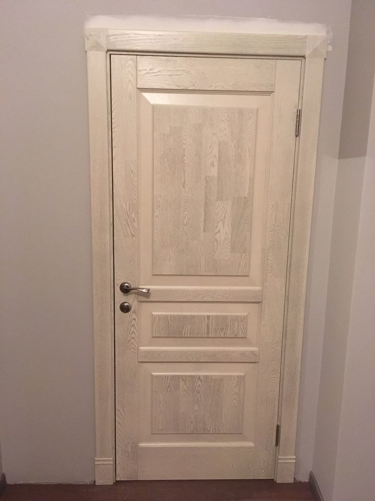 Модель Александра массив дуба белёный дуб с серебром в брашировке