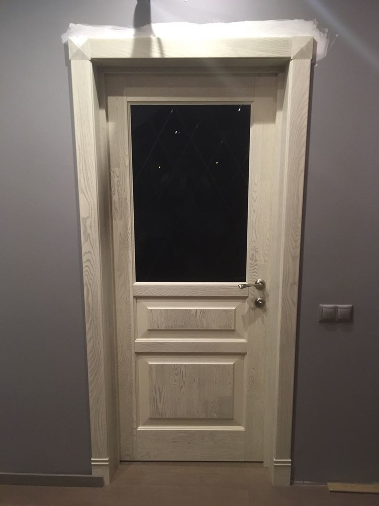 Модель Александра массив дуба белёный дуб с серебром в брашировке