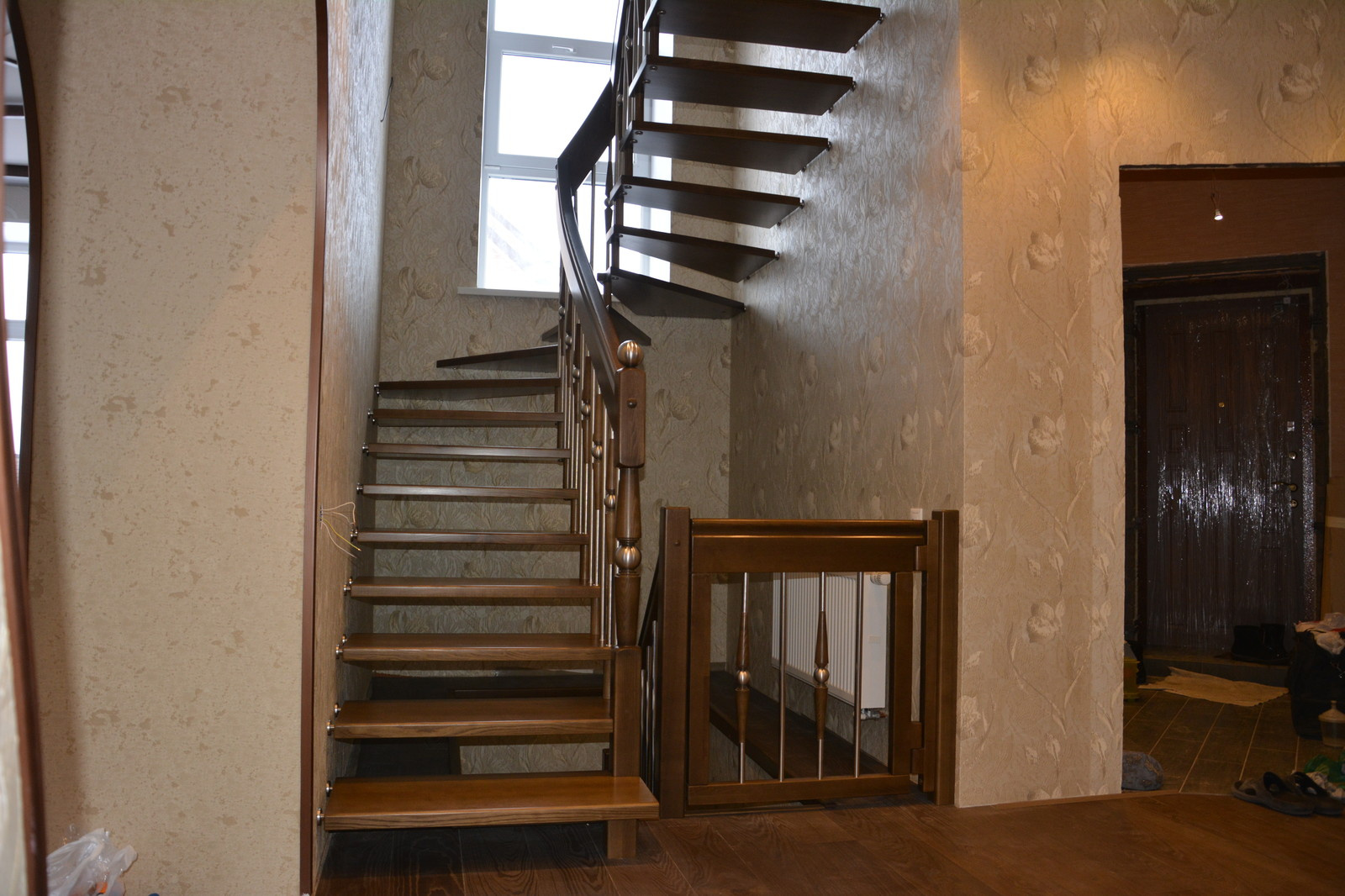 лестница в современном стиле по немецким технологиям