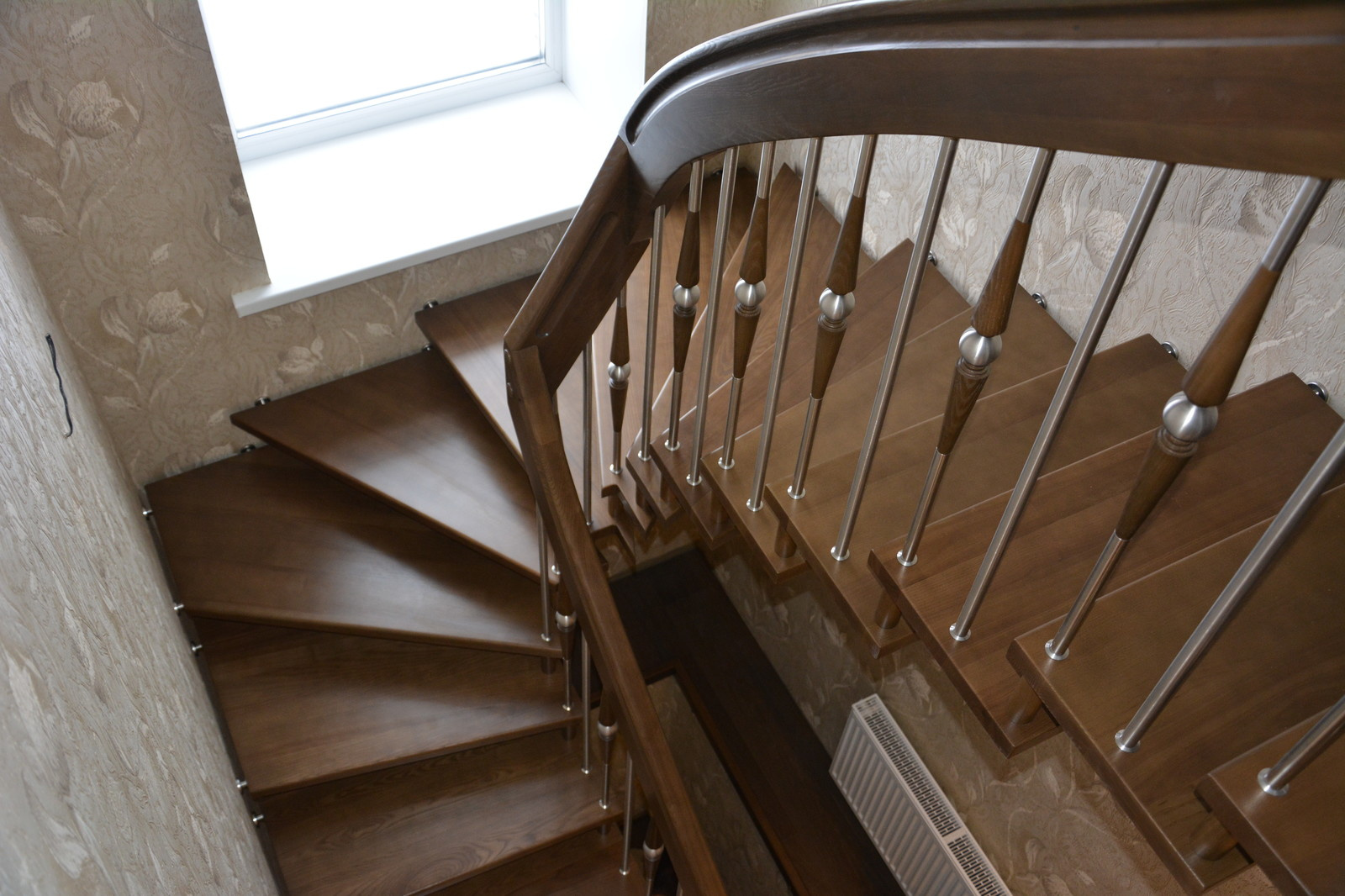 Обложка проекта: лестница в современном стиле по немецким технологиям