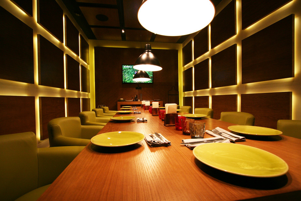 Ресторан "Страна которой нет"