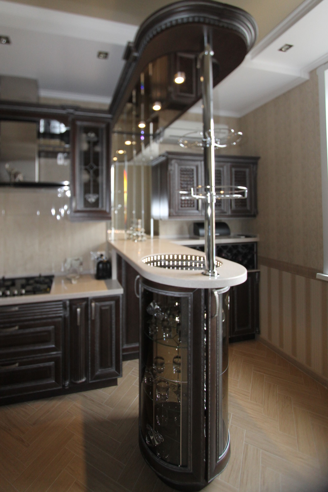 Комплект мебели для кухни брутальный )))