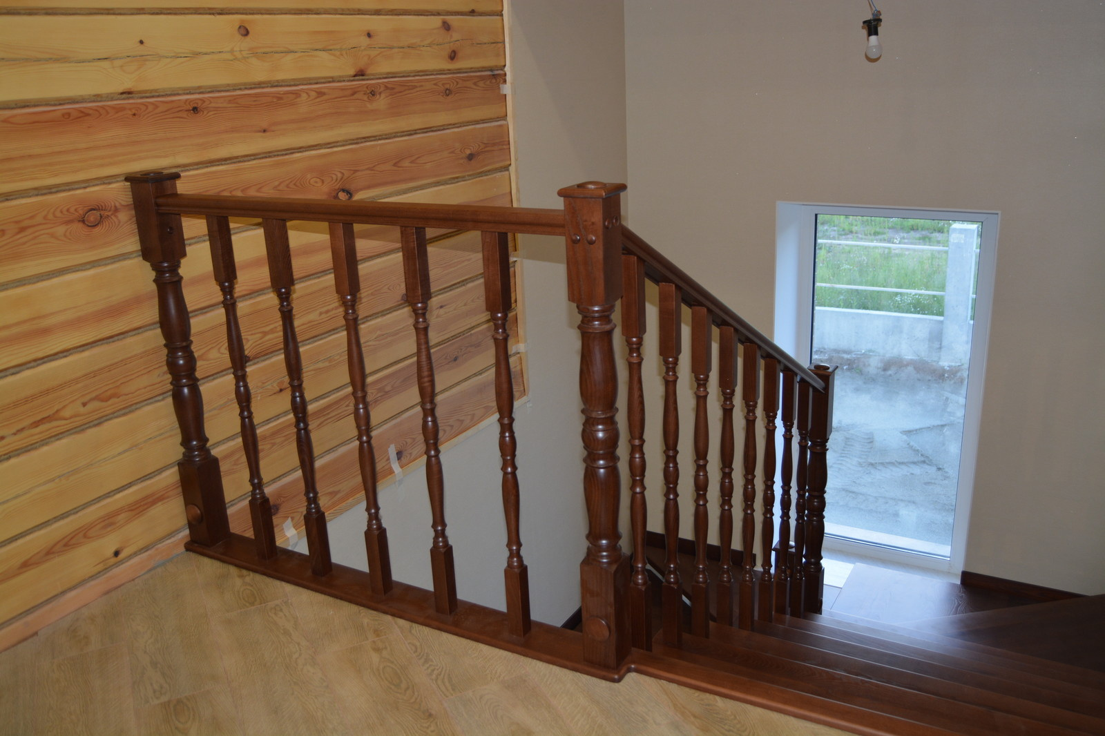 Обложка проекта: лестница