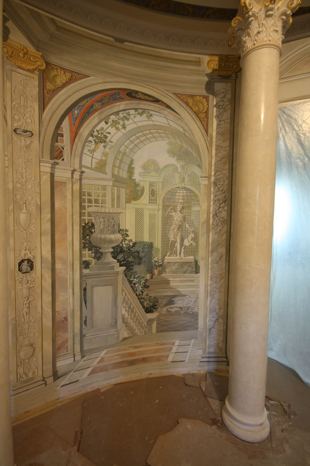 Роспись в квартире