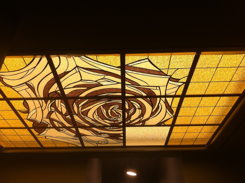 роза потолочный витраж