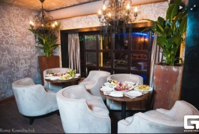 Ресторан "Pizza Monopoly" г.Черновцы