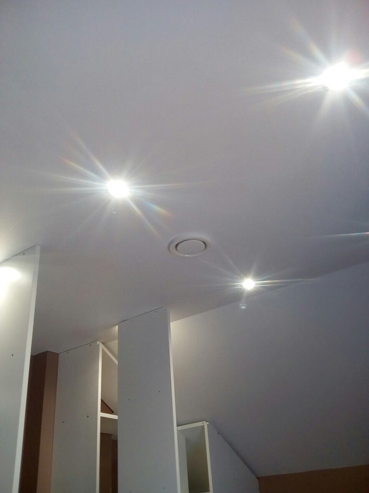 Монтаж системы вентиляции в двухэтажном доме.