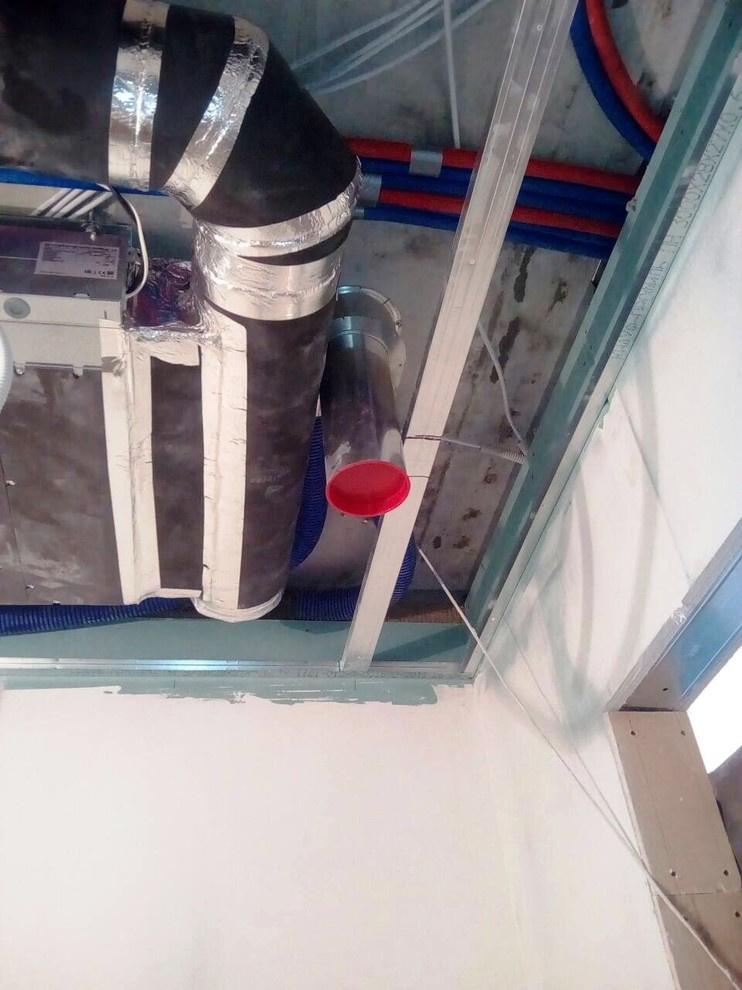 Монтаж системы вентиляции и кондиционирования в ЖК "Привилегия"