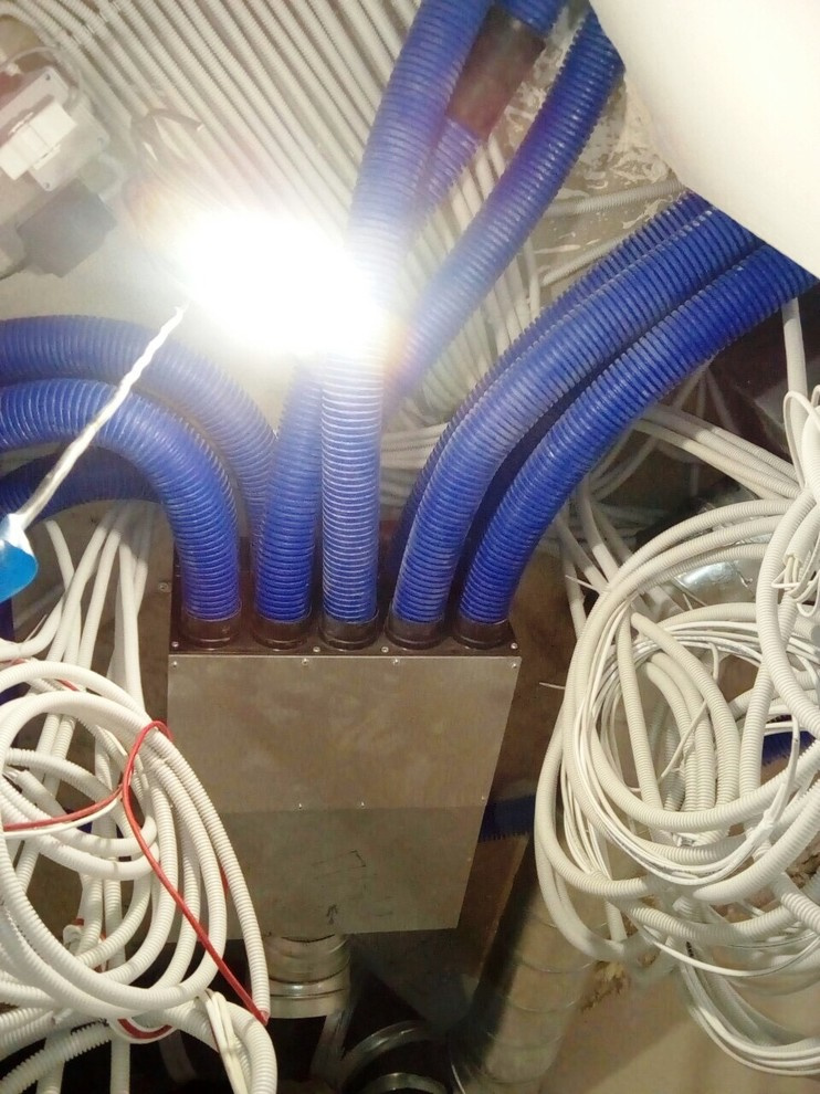 Монтаж системы вентиляции в частном двух этажном доме г. Зеленогорск