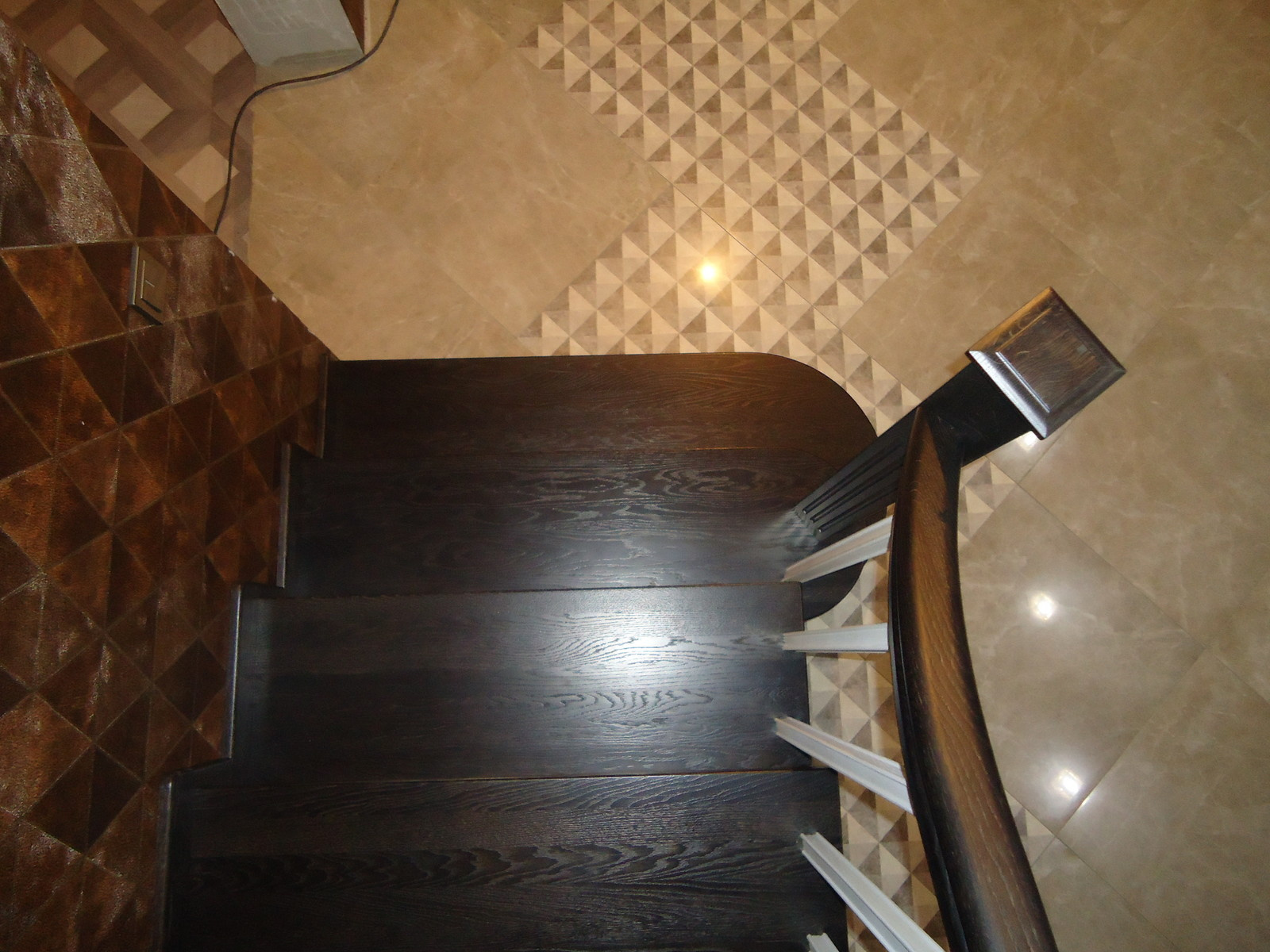 лестница из дуба