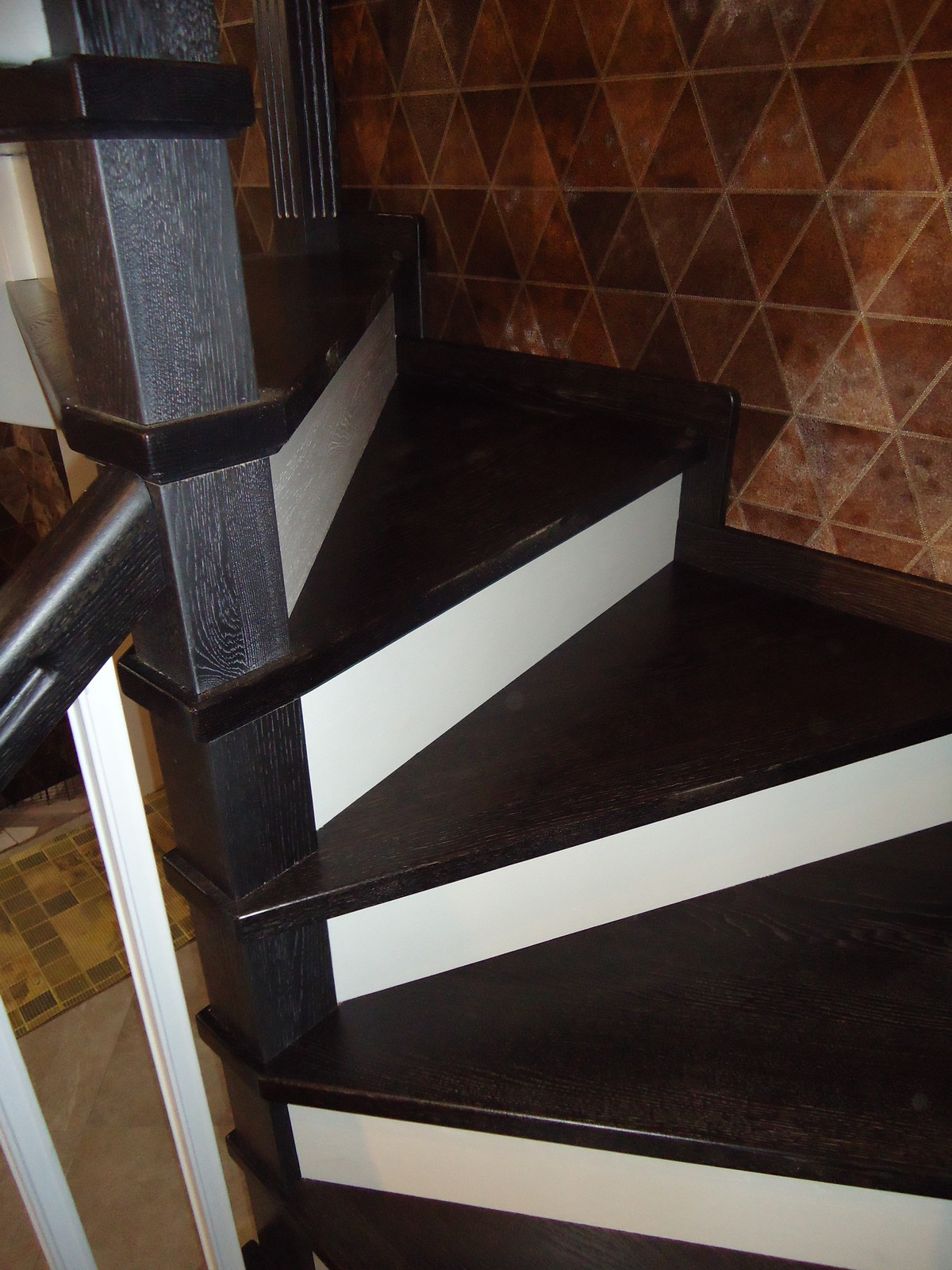 лестница из дуба