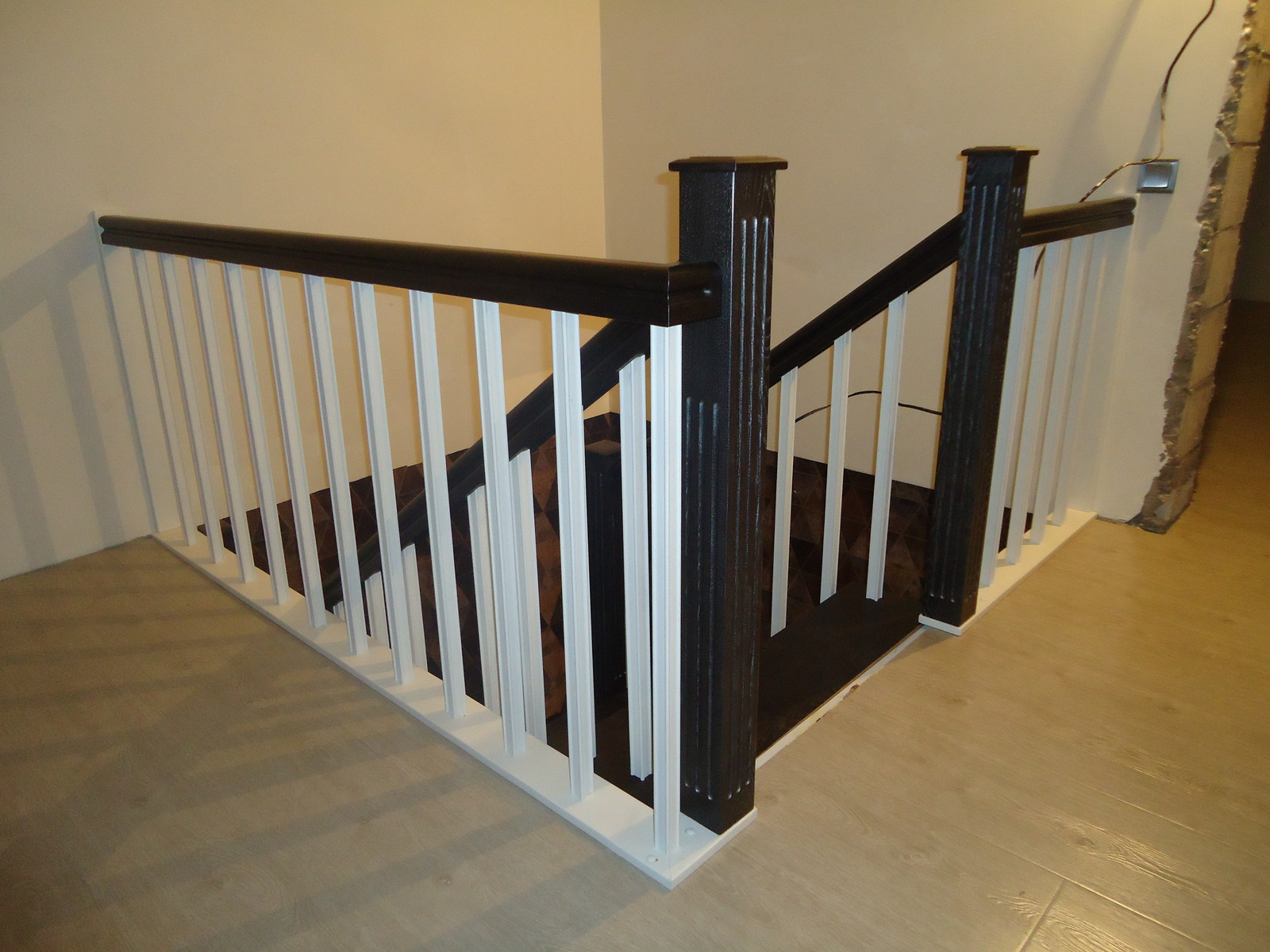 лестница из дуба