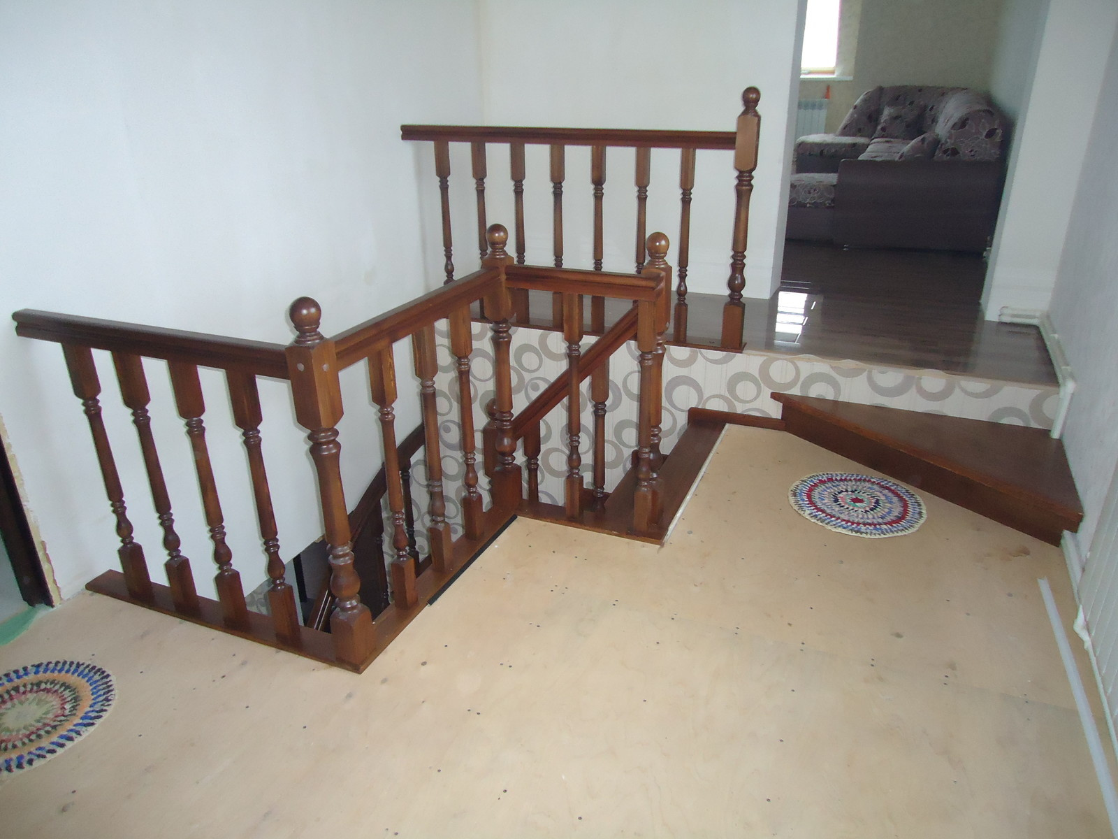 лестница из лиственницы