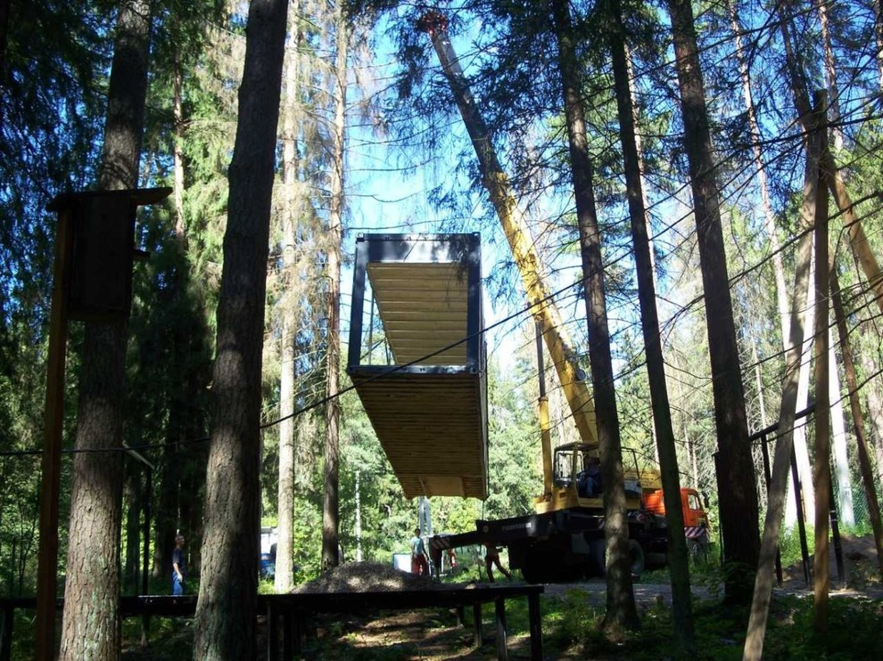 Дом из четырех контейнеров