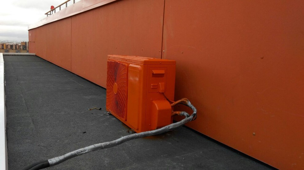 Кудрово. Черный и Оранжевый.